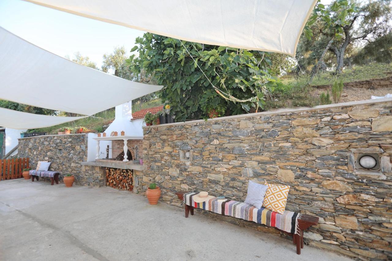 Esperides Apartments Aigli Skopelos Town Exterior photo